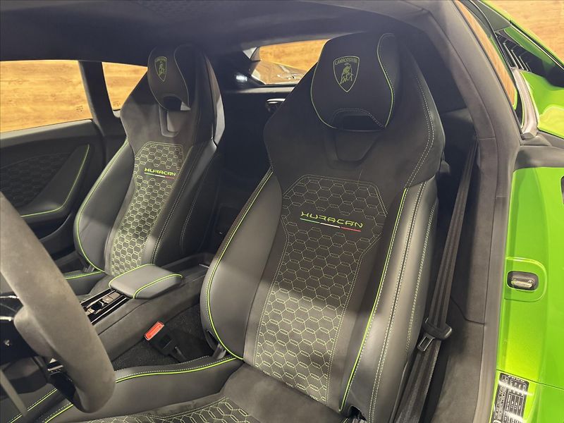 Lamborghini Huracán TECNICA MY24 ZÁRUKA PPF - fotka 23 z 33