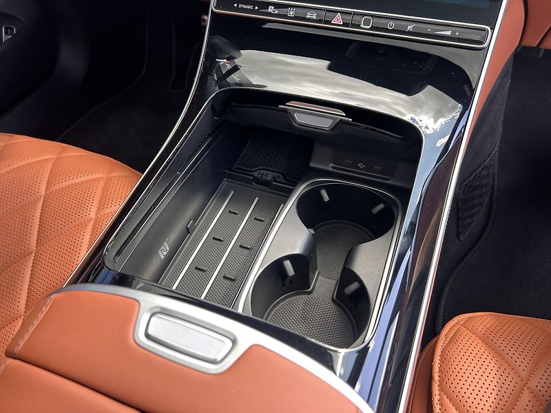 Mercedes-Benz Třídy S S 580 4MATIC LONG - fotka 25 z 40