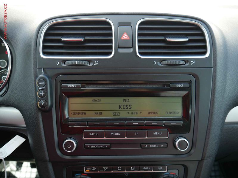 Volkswagen Golf (2009) 2.0TDi, AAC, tempo - fotka 16 z 19