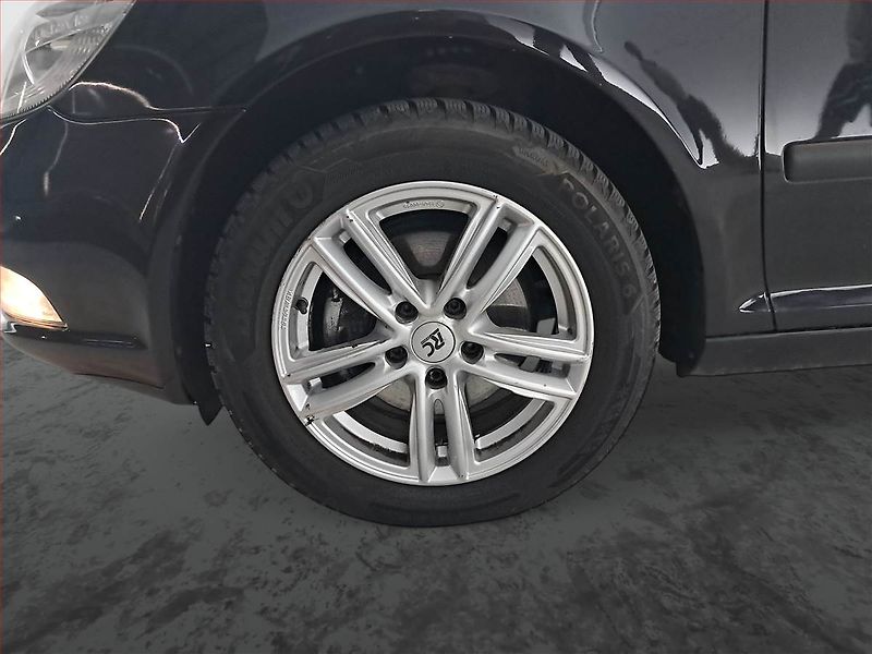 Škoda Octavia (2013) 2.0 TDI, Serv.kniha, Tempomat - fotka 15 z 18
