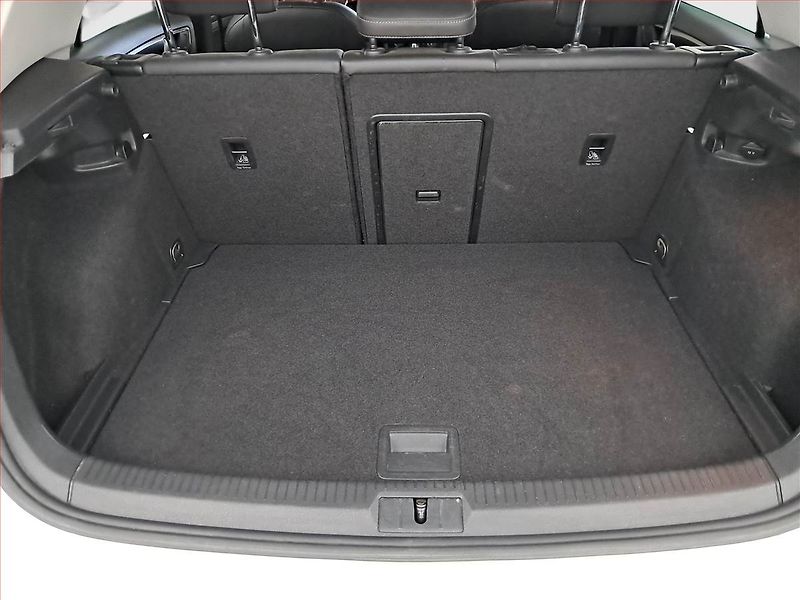 Volkswagen Golf (2015) Comfortline 2.0 TDI, Automat - fotka 14 z 22