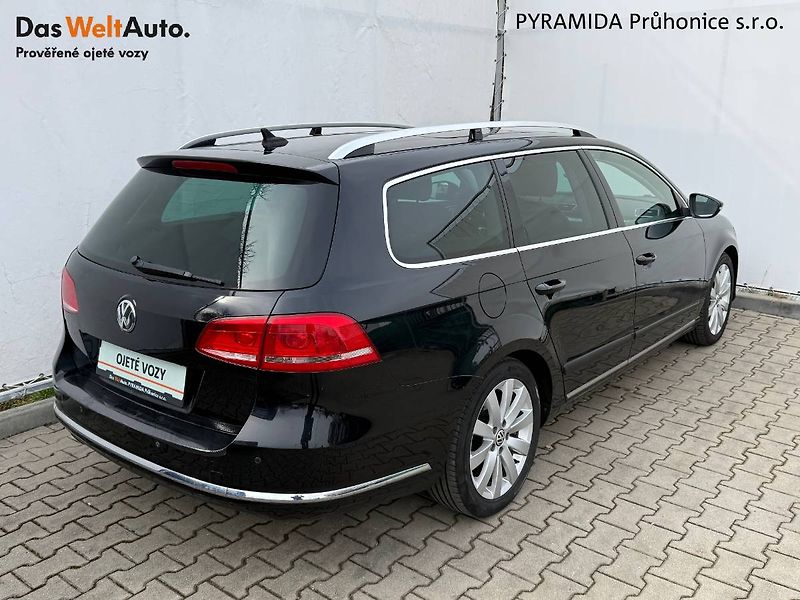 Volkswagen Passat Variant (2013) 2.0 TDI 125 kW Highline DSG - fotka 2 z 23