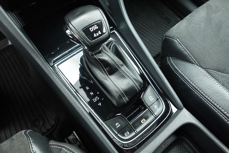 Škoda Kodiaq 2.0TDI 140kW Sportline 4x4 DSG - fotka 20 z 32