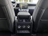 Land Rover Defender (2026) 3,0   110 X-Dynamic SE D250 AW - náhled 17