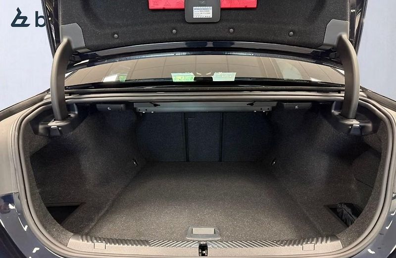 BMW i5 xDrive40 M Sport Kamera Tažné - fotka 10 z 18