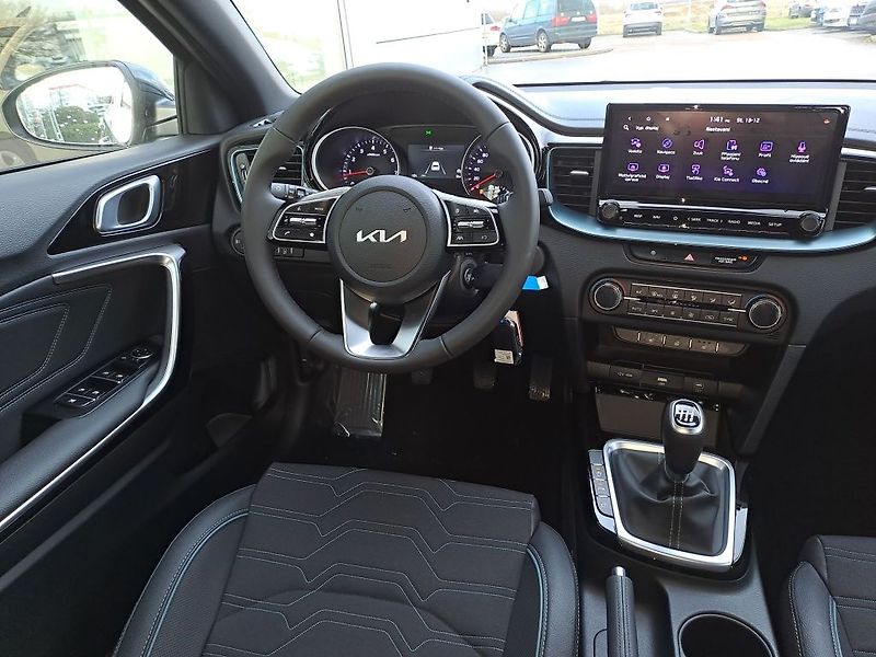 Kia Ceed Edice 30 1,5 T-GDi 103kW/140k - fotka 9 z 9
