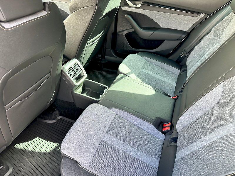 Škoda Octavia (2025) 1.5 TSI 110kW MHEV Top Selecti - fotka 19 z 24