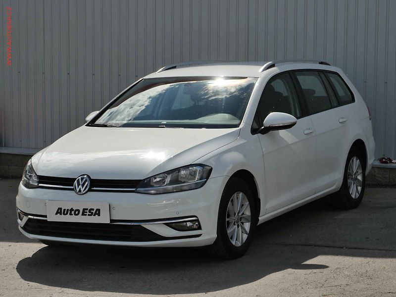 Volkswagen Golf (2017) 1.4 TSi, 2.maj,ČR - fotka 3 z 24