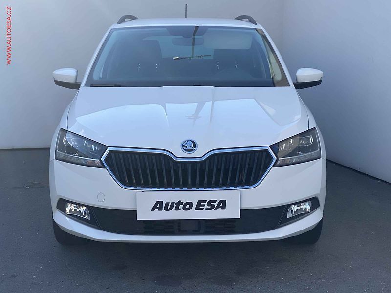 Škoda Fabia (2022) 1.0 TSi, 1.maj,ČR, Ambition - fotka 2 z 18