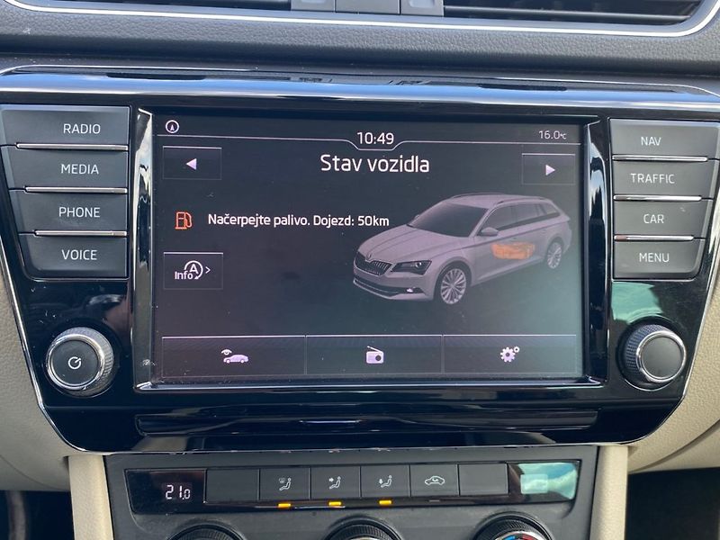 Škoda Superb (2016) 2,0 (110kW) NM Aut. - fotka 18 z 30