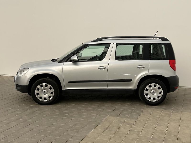 Škoda Yeti 2,0 TDI Active - fotka 3 z 24