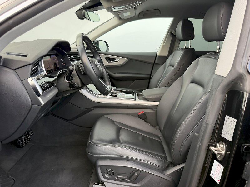 Audi Q8 (2021) 45 TDI 170kW Quattro - fotka 5 z 35