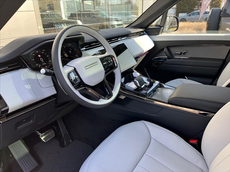 Land Rover Range Rover Sport (2026) 3,0 Dynamic SE D300 AWD - fotka 8 z 17