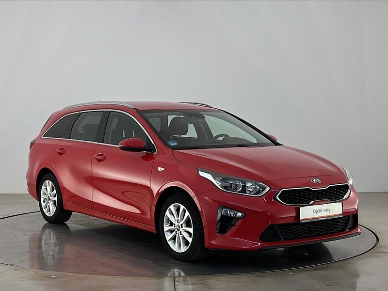 Kia Ceed Kombi - fotka 14 z 26