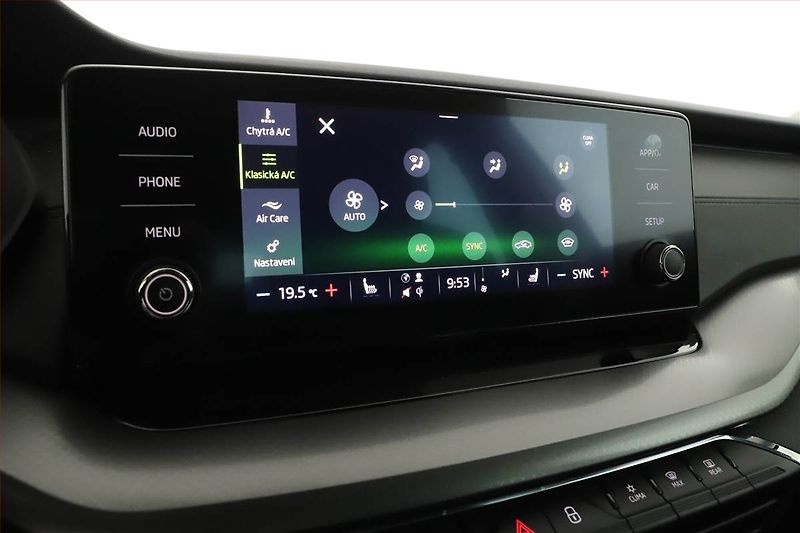 Škoda Octavia (2023) Ambition 1.5 TSI - fotka 15 z 18