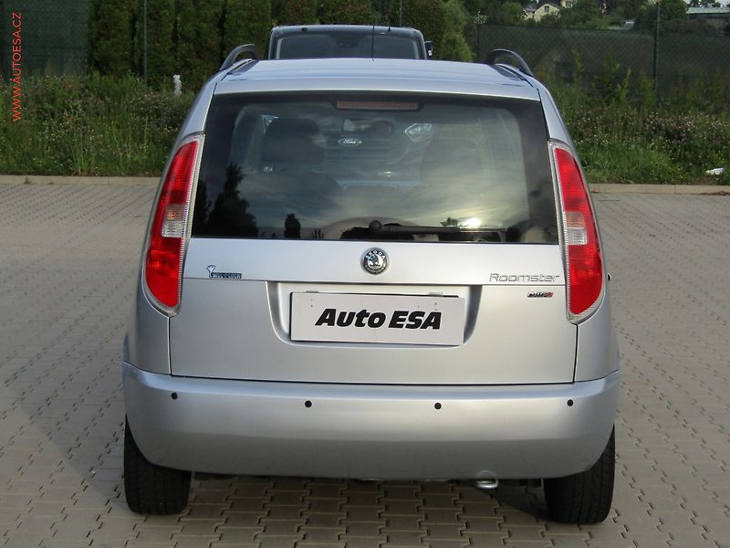 Škoda Roomster (2008) 1.2 HTP, ČR, AC, STK4/28 - fotka 5 z 14