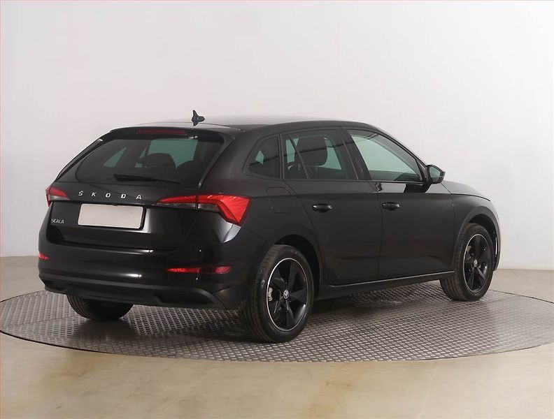 Škoda Scala (2024) 30 edition 1.0 TSI, Automat - fotka 5 z 14
