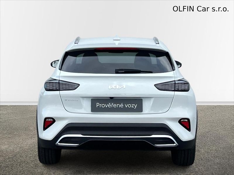 Kia XCeed 1,6 T-GDi 132kW 7DCT STEEL EDI - fotka 8 z 26