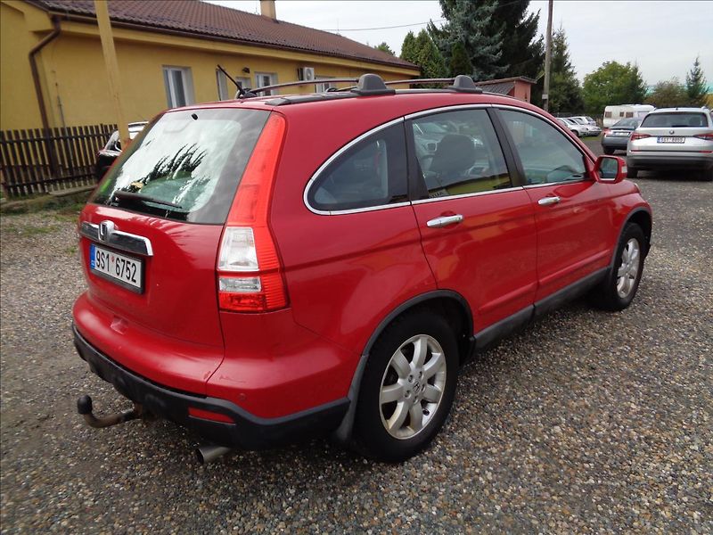 Honda CR-V 2,0 - fotka 7 z 17