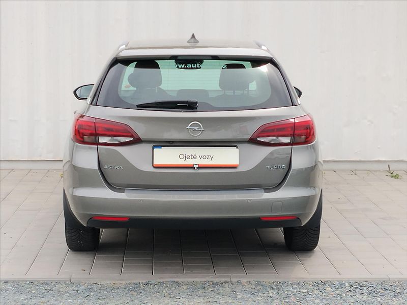 Opel Astra 1,4   SPORTS TOURER+ - fotka 22 z 30