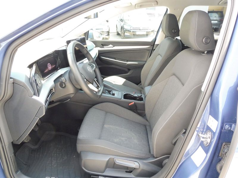 Volkswagen Golf Variant (2025) People 1,5 TSI 85kW - fotka 7 z 26