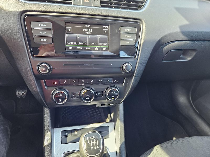 Škoda Octavia (2016) 2L 110kw, DPH,  SPLÁTKY  - fotka 16 z 27