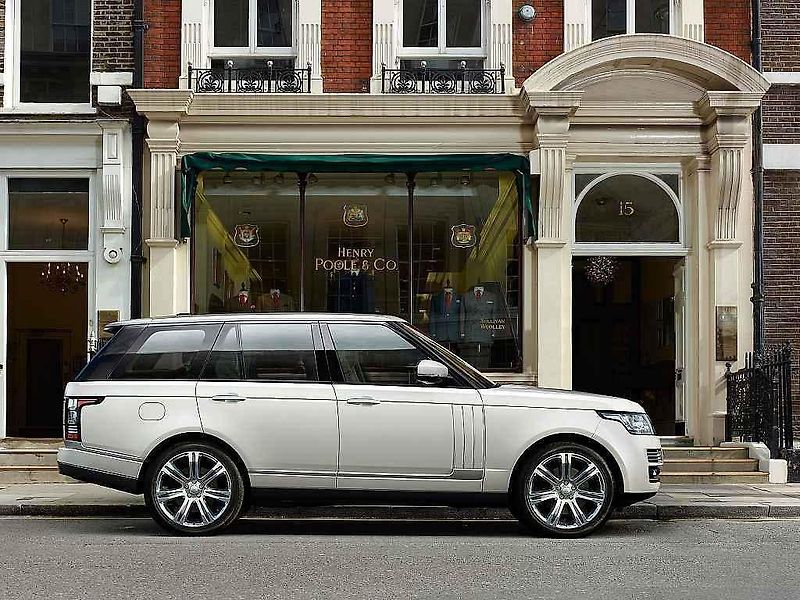 Range Rover s prodlouženým rozvorem.