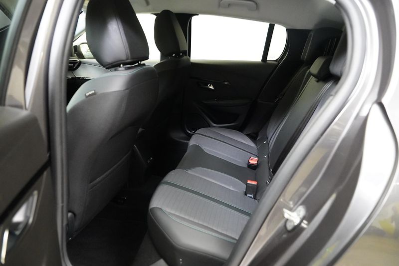 Peugeot 208 - fotka 24 z 26