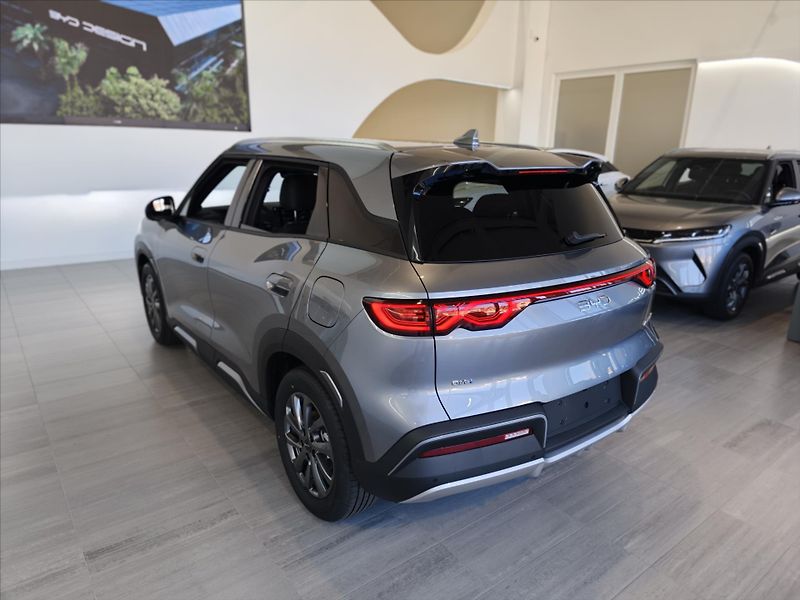 BYD ATTO 2 DM-i (2026) 122 kW Active - fotka 4 z 12