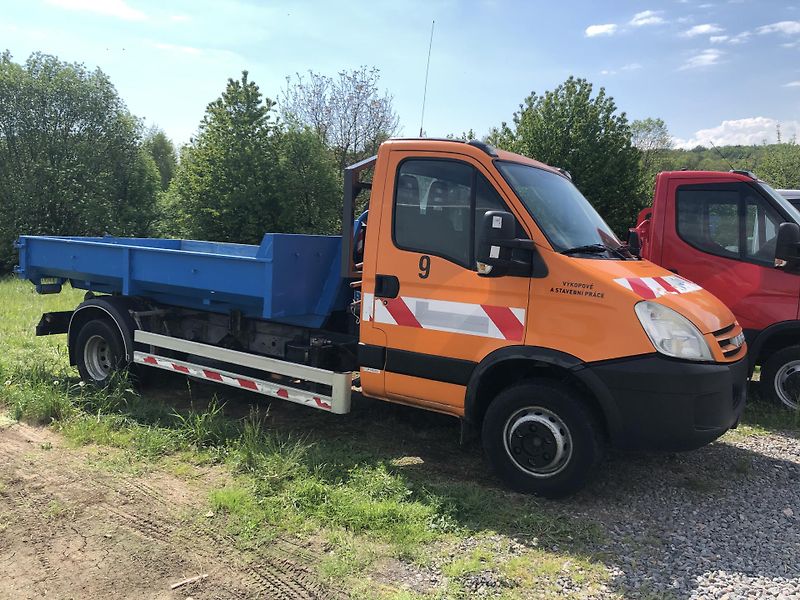 Iveco Daily (2009) 65C18 traktor T1B ,STK 2 roky - fotka 15 z 17