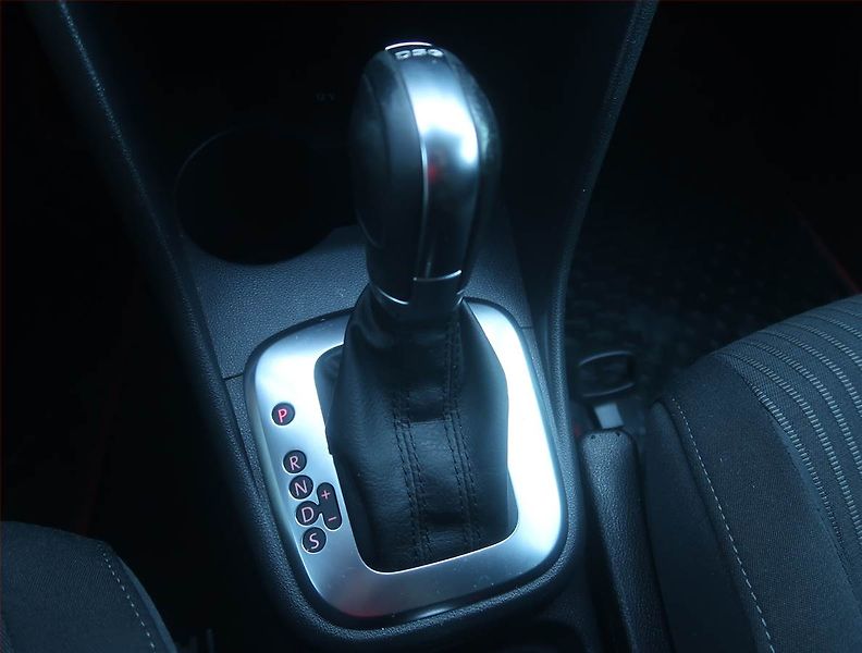 Volkswagen Polo (2011) Comfortline 1.2 TSI, Automat - fotka 13 z 14