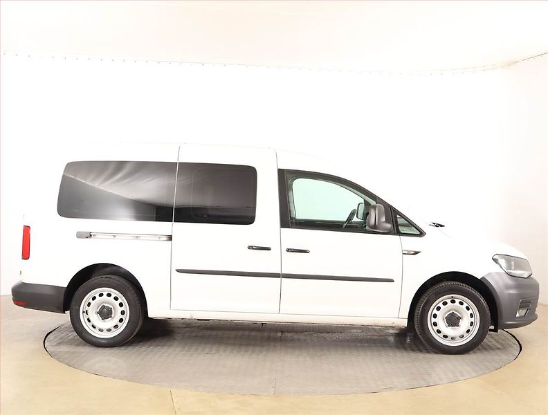 Volkswagen Caddy (2016) Maxi 2.0 TDI, 5Míst, SR - fotka 6 z 14