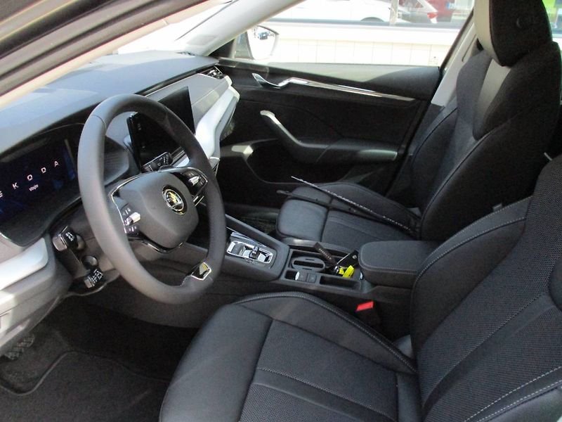 Škoda Octavia Combi Style 2,0TDI 110kW DSG/P - fotka 10 z 15