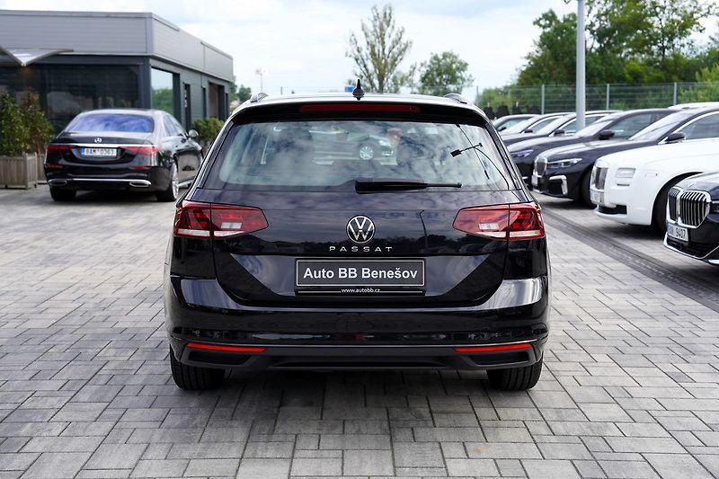 Volkswagen Passat (2020) B8 2.0TDi 90kW DSG - fotka 5 z 45