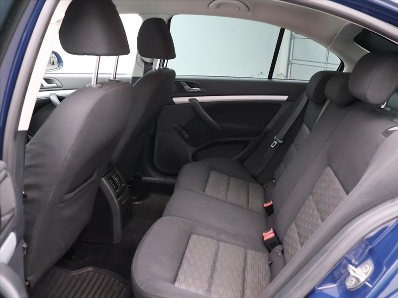 Škoda Octavia 1,2 TSI 77kW CZ Ambiente - fotka 11 z 24