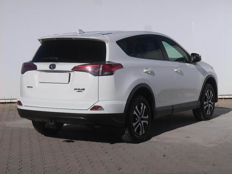 Toyota RAV4 (2017) 2.0 VVT-i, 4X4, Serv.kniha - fotka 5 z 13