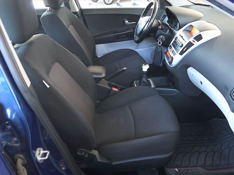 Kia Ceed (2009) 1.6 CVVT, nová STK, zamluveno - fotka 9 z 14