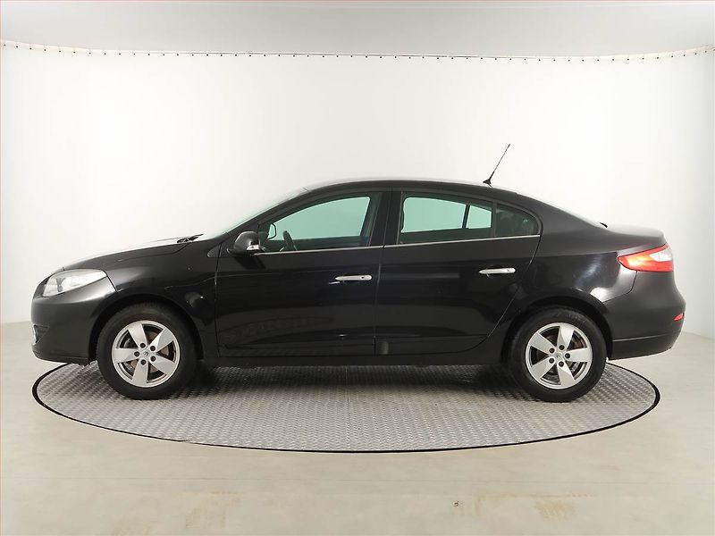 Renault Fluence (2012) 1.6 16V, po STK, servisované - fotka 3 z 17