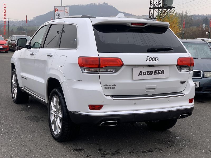 Jeep Grand Cherokee (2013) 3.0 CRD 4x4, AT, navi, kamera - fotka 4 z 21