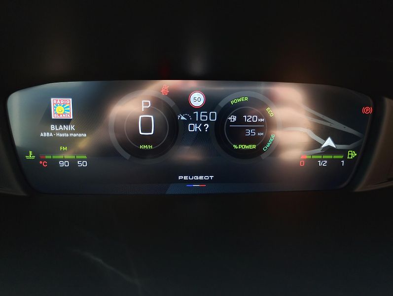 Peugeot 408 (2026) ALLURE Hybrid 145 e-DCS6 - fotka 20 z 26