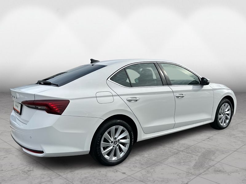Škoda Octavia 1,5 TSI / 110 kW TOP Selection - fotka 6 z 25