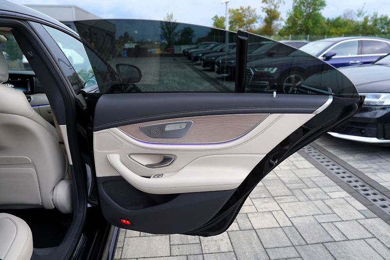 Mercedes-Benz CLS 400d AMG/4Matic/Burmester/s.kn - fotka 18 z 49