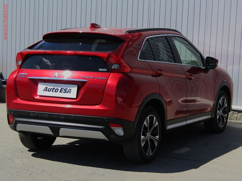Mitsubishi Eclipse Cross (2018) 1.5T-MIVEC 4x4, ČR, servis - fotka 4 z 19