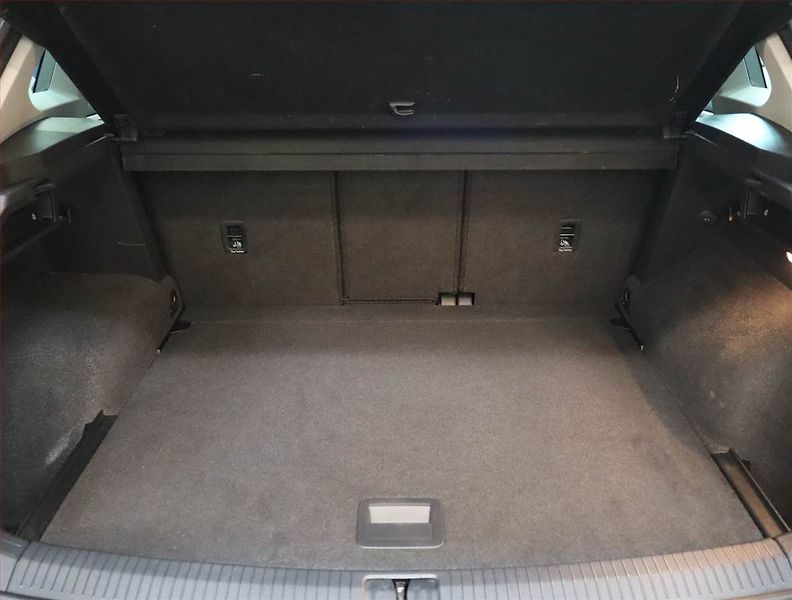Volkswagen Tiguan (2020) R-Line 1.5 TSI - fotka 14 z 23