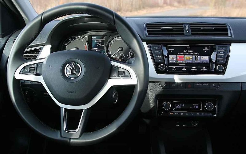 Škoda Fabia a Hyundai i20 (zleva).