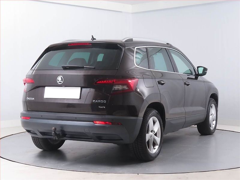 Škoda Karoq (2019) Style Plus 2.0 TDI, Automat - fotka 5 z 23