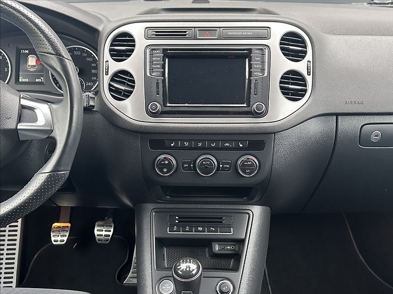 Volkswagen Tiguan 2,0 TDI 150PS  CityScape 4x4 - fotka 25 z 48