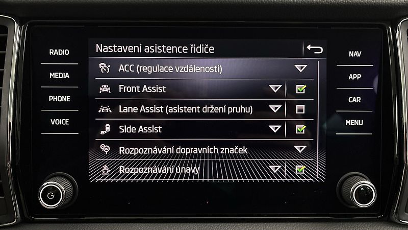 Škoda Kodiaq 2.0 TDI DSG 4x4 L&K - fotka 29 z 32