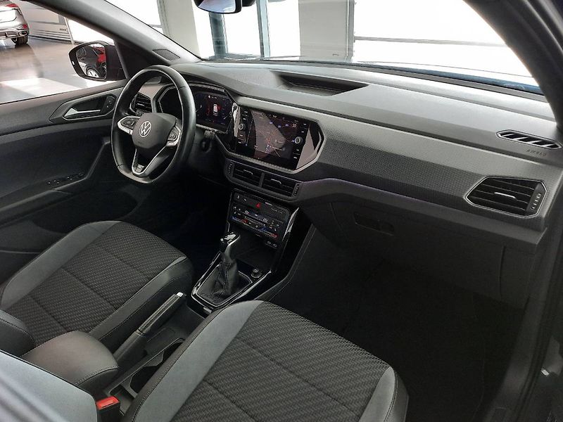 Volkswagen Ostatní (2022) R-Line 1.5 TSI (110kW/150k) DS - fotka 10 z 24
