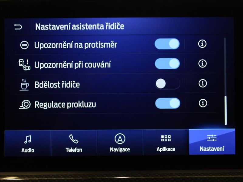 Ford Kuga 2,5 Hybrid 140kW ST-line X ČR - fotka 14 z 27